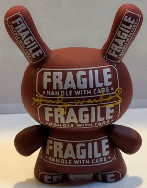 fragile back 600